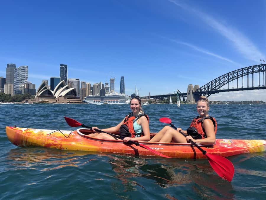 Sydney: Opera House and Harbour Guided Kayak Tour - Dolphin watching and marine life: what to notice while you paddle