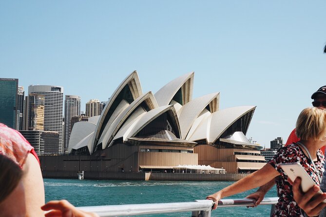 Sydney Private Half-Day Cycling Exploration - Livelo Sydney bike fitting at York Street