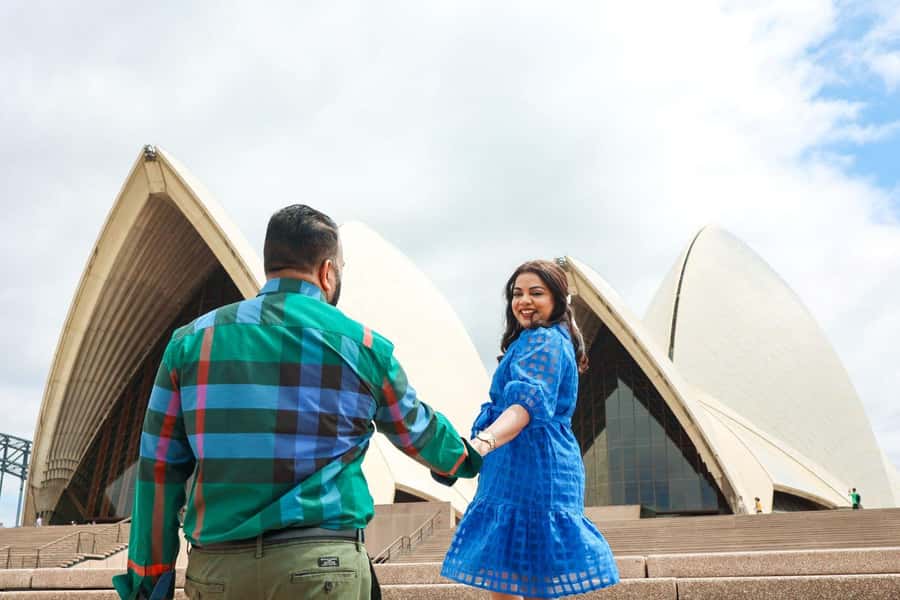 Sydney: Private Photoshoot outside the Opera House - The 30–45 Minute Session: What Happens During the Shoot