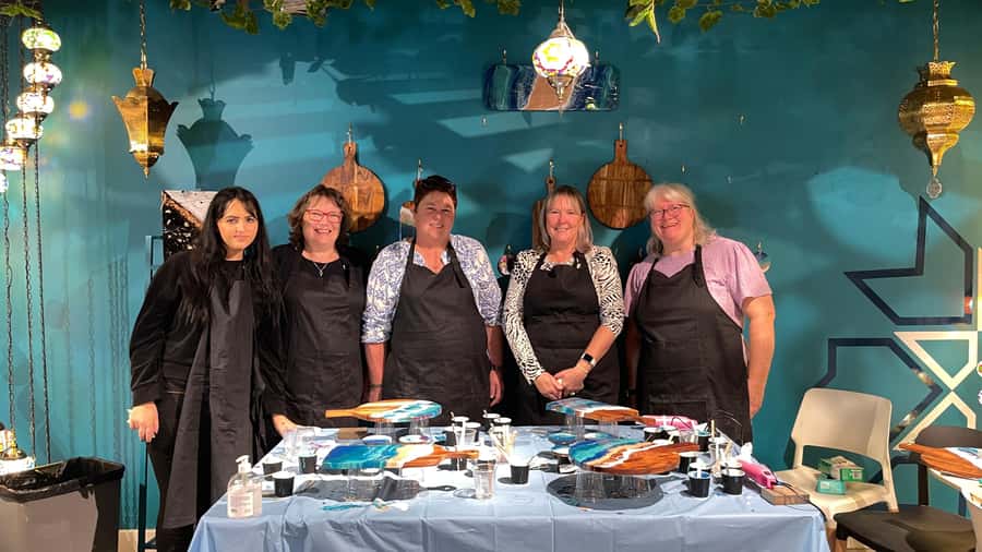 Sydney: Resin Art Classes - Cheeseboards & Coasters - Who This Class Suits Best (and Who Might Not Love It)