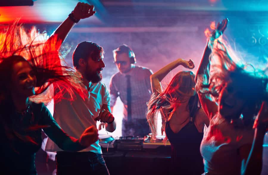 Sydney: Retro Party Cruise in Sydney Harbour with Snacks - Price and value: where $70 works best