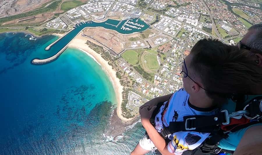 Sydney, Shellharbour: 15,000ft Tandem Beach Skydive - Shellharbour Beach Landing at 15,000 Feet: the big idea