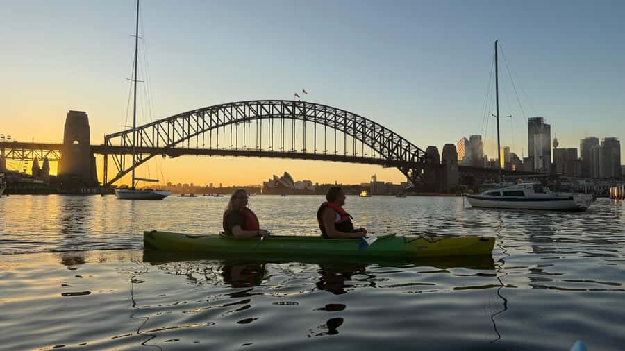Sydney Sunrise Private Kayak – Opera House & Harbour Bridge - Group Vibe for Couples (Without Feeling Like a Solo Show)