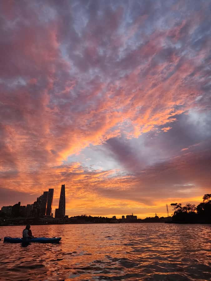 Sydney: Sunset Kayak - Opera & Harbour Bridge Tour (5p. max) - Opera House at Sunset: The Main Event