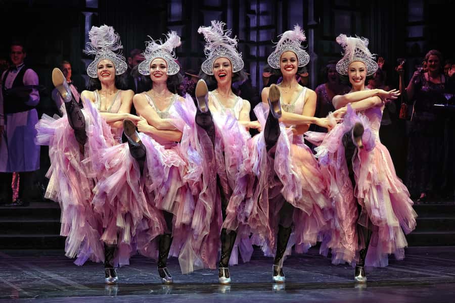 Sydney: The Merry Widow at the Sydney Opera House - Who should book this opera night (and who might skip it)