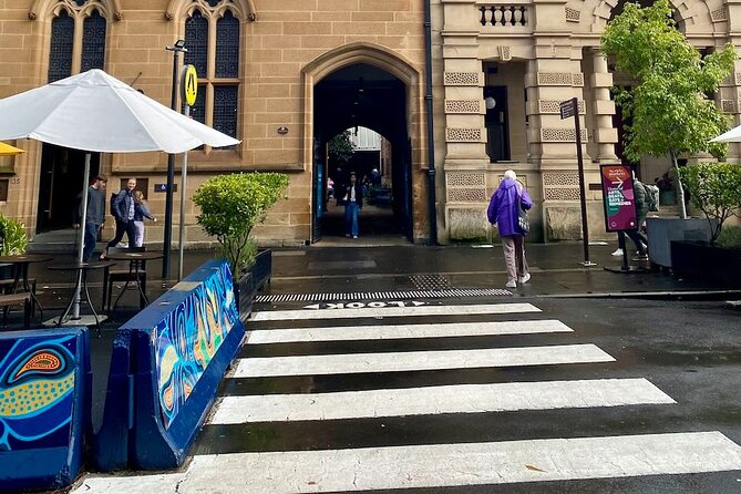 Sydney’s Iconic Sights: A Self-Guided Audio Tour - Starting at Customs House: A Powerful Welcome to The Rocks
