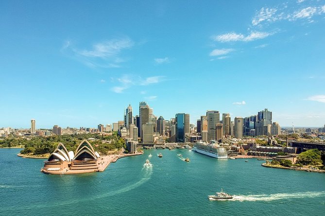 Sydney’s Iconic Sights: A Self-Guided Audio Tour - Secret World of a Starlight Ember: A Quick Artistic Detour