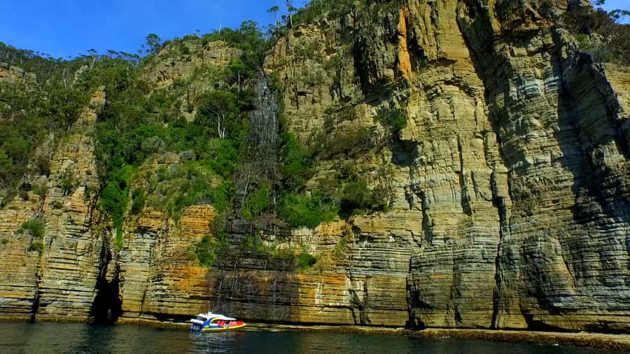 Tasman Peninsula Day Trip with Cruise & Devils from Hobart - Tasman Peninsula by boat: why this day trip feels special