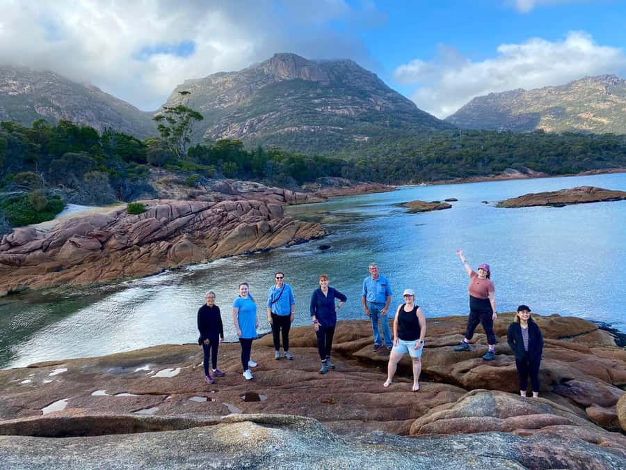Tasmania: 6-Day Comfort Tour for Wilderness and Wildlife - Day 1: Hobart to Queenstown with Salamanca markets and Lake St Clair