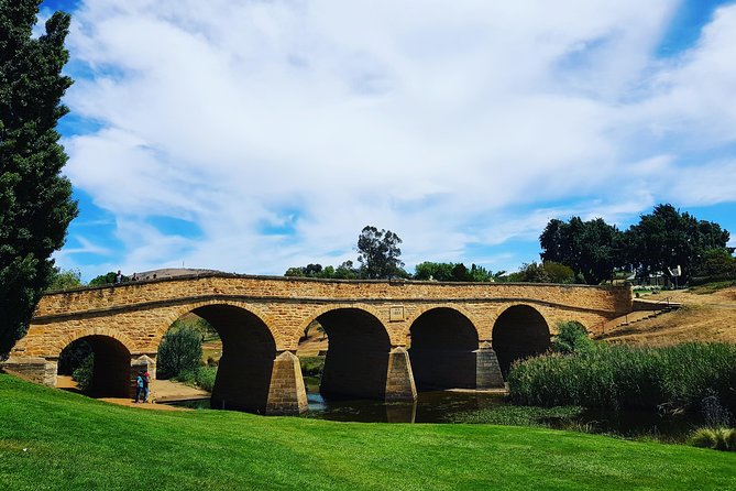 Tasmania 8 Day - Tour in Circle - Day 2: Hobart history, Mt Wellington views, and the Tasman Peninsula coastline