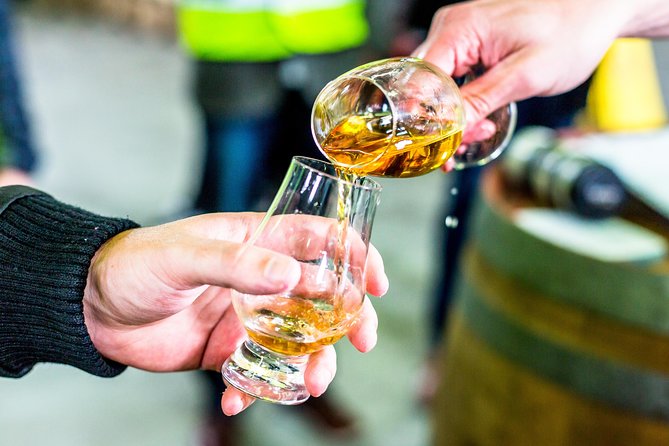 Tasmanian Premium Wine Tour with Tasmanian Cheese Platter - Winery stop 1: vineyard tours, winemaker talk, and a real first tasting