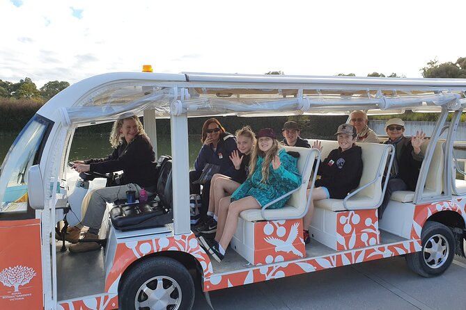 The Explorer - Cranbourne Gardens - Hop off when you want more: how to use the bus like a smart itinerary