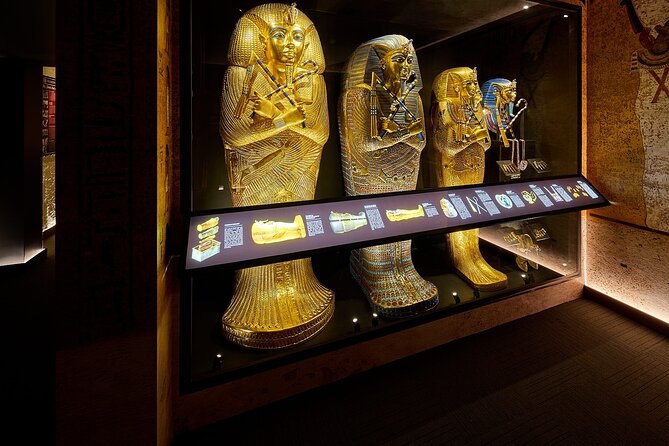 Tomb of the Pharaohs and Cairns Aquarium Combo - Should you book this Cairns Tomb + Aquarium combo?
