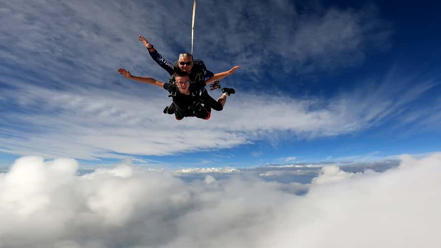 Torquay: Skydive over The Great Ocean Road - opt Melb pickup - Practical prep: what to wear and how to be comfortable