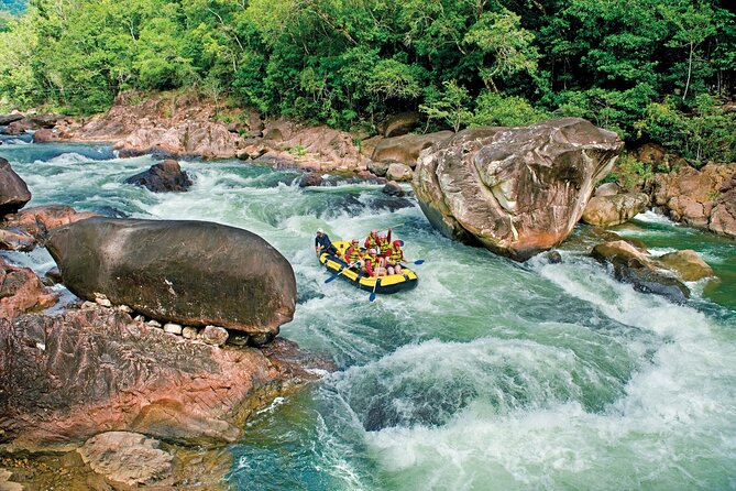 Tully River Full-Day White Water Rafting - Lunch and pub dinner: why the meal matters on a 12-hour day
