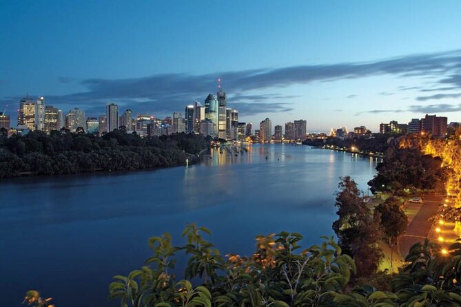 Twilight Abseil Adventure in Kangaroo Point Cliffs - Getting Oriented: Riverlife Adventure Centre to the Cliffs