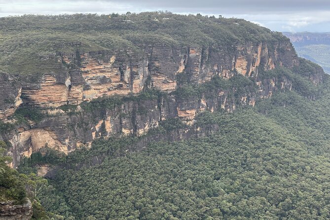 Ultimate All Inclusive Blue Mountains with Scenic World Tour - Waterfalls and lookout breaks: Katoomba Cascades to Cahill’s Lookout