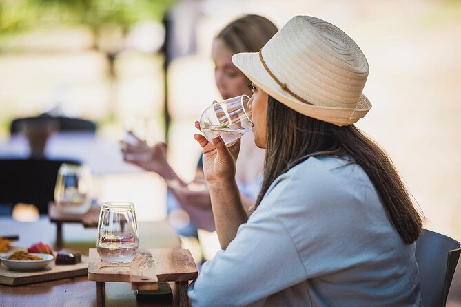 Ultimate Bickley Valley: Wine, Gin & Cider - Small Group Tour - The lunch stop: why a platter lunch is a big deal