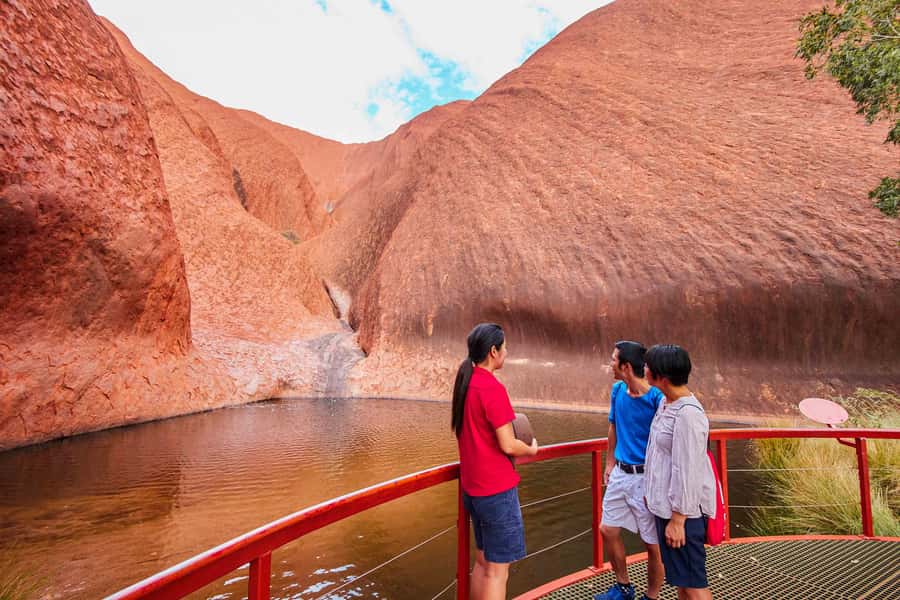 Uluru: Guided Walking Tour at Sunrise with Light Breakfast - Timing, Pickup, and Why Returning After 1:00 PM Matters