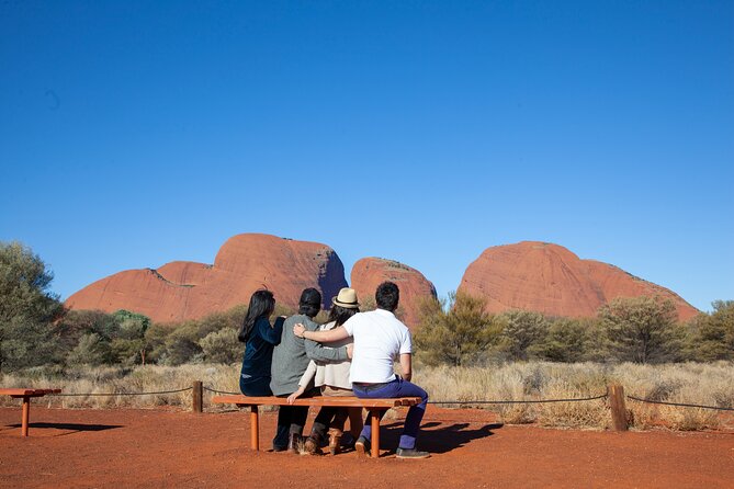 Uluru Kata Tjuta 1 Day 1 Night Outback Experience from Ayers Rock - Day 2: Uluru sunrise light and the Valley of the Winds hike