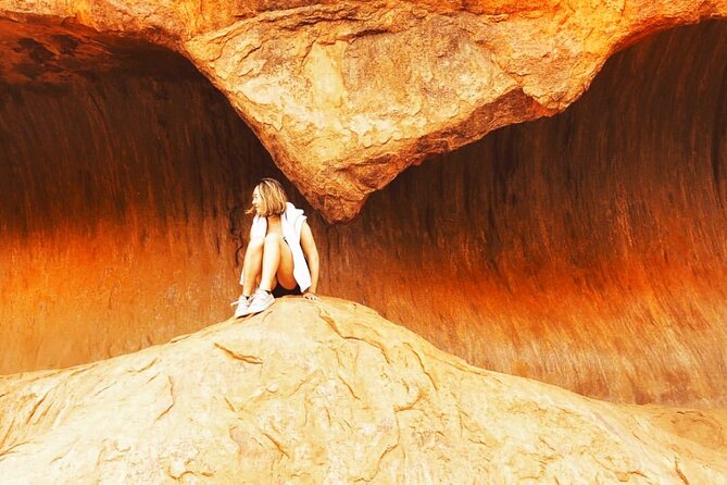Uluru Private Tour Aboriginal guided option - Driving around Uluru: getting the full shape without rushing