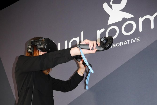 Virtual Room - 40-50min VR Escape Game Adventure for 2+ Players - The VR setup: what “your own room” actually means