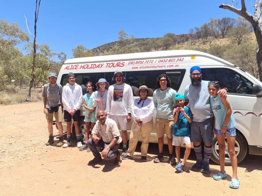 West MacDonnell Ranges Full Day - Small Group Tour - Simpsons Gap and Honeymoon Gap: Arrernte Country, Red River Gums, and Classic Gaps
