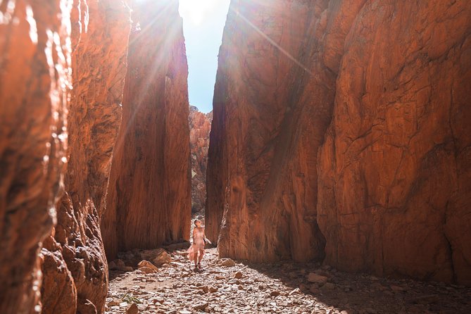 West MacDonnell Ranges- Half Day Trip from Alice Springs - What to pack and how to enjoy it without rushing