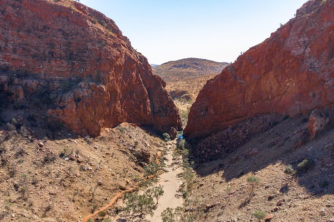 West MacDonnell Ranges- Half Day Trip from Alice Springs - Simpsons Gap: why that gorge waterhole is worth the walk