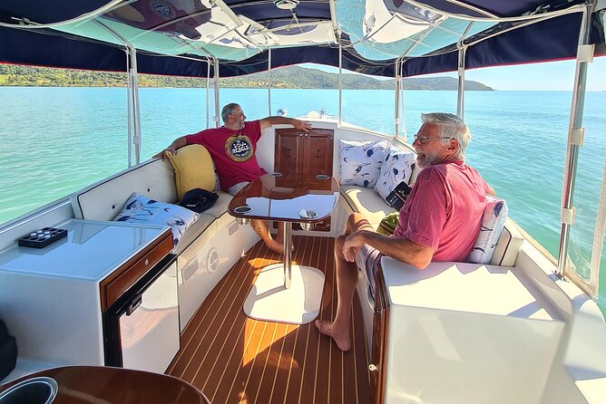 Whisper Cruises - One-Hour Turtle Spotting Bay Cruise - Meeting point, timing, and how to make your hour on the water count