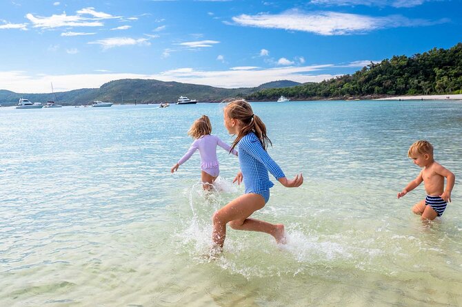 Whitehaven Beach Morning or Afternoon Tour - How crowded does it feel?