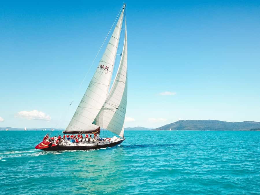 Whitsundays: 2-Day, 2-Night Maxi Yacht Sailing Adventure - Why an ex-race maxi yacht makes this Whitsundays trip feel different