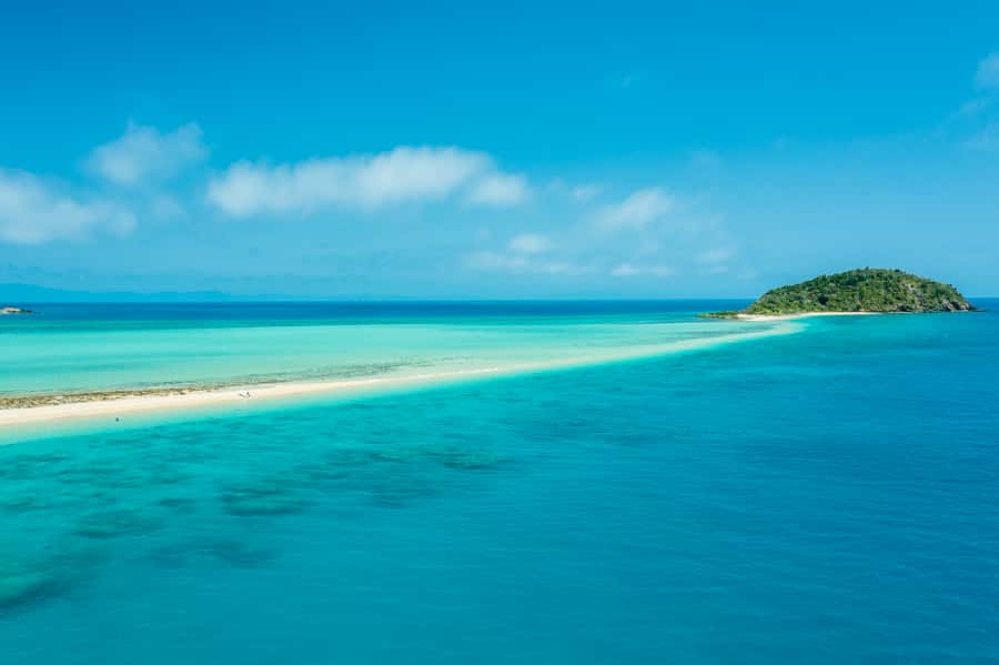 Whitsundays Sailing & Snorkelling Day Tour – All Inclusive - Langford free time and the lookout walk