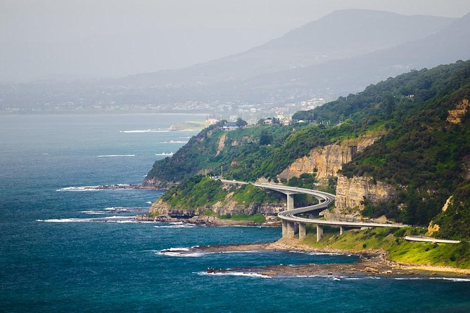 Wildlife, Wine & Waves – Epic South Coast Adventure from Sydney - Getting started in Sydney: 7:30am pickup and a driver-guide