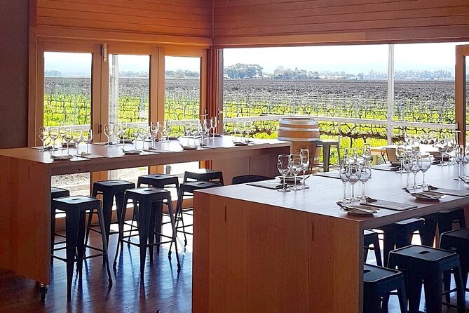 Wine Tasting Experience - What the $11 Price Signals About Value