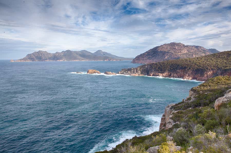 Wineglass Bay & Freycinet National Park Day Trip from Hobart - Freycinet Marine Farm and Lunch: Plan for Food You’ll Pay For