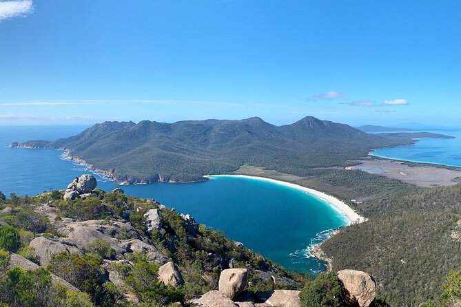 Wineglass Bay & Freycinet NP Full Day Tour from Hobart via Richmond Village - Cape Tourville Lighthouse: Cliff Views and The Nuggets