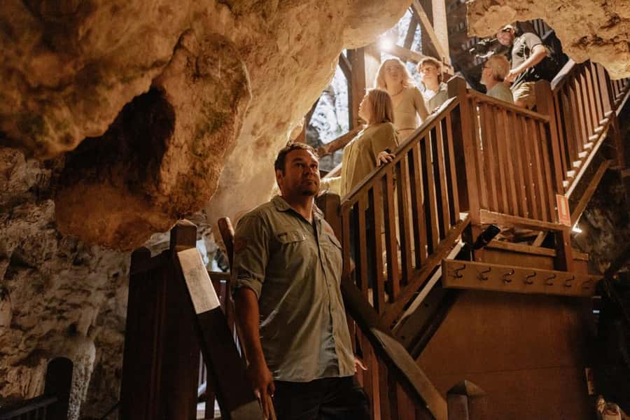 Yallingup: Ngilgi Cave Twilight Didgeridoo Cave Tour - After-hours access: why Ngilgi Cave feels different at twilight