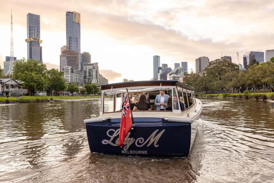 Yarra River: 1.5-Hour Scenic Sunset Public Cruise - What You’ll See on the Yarra: Skyline Views and a Timed Turnaround