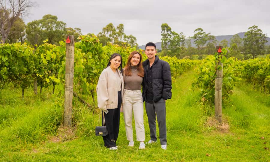Yarra Valley Full Day Grazing Tour: Gin, Wine, Pizza, Cheese - Healesville break: coffee, shopping, and a chance to reset