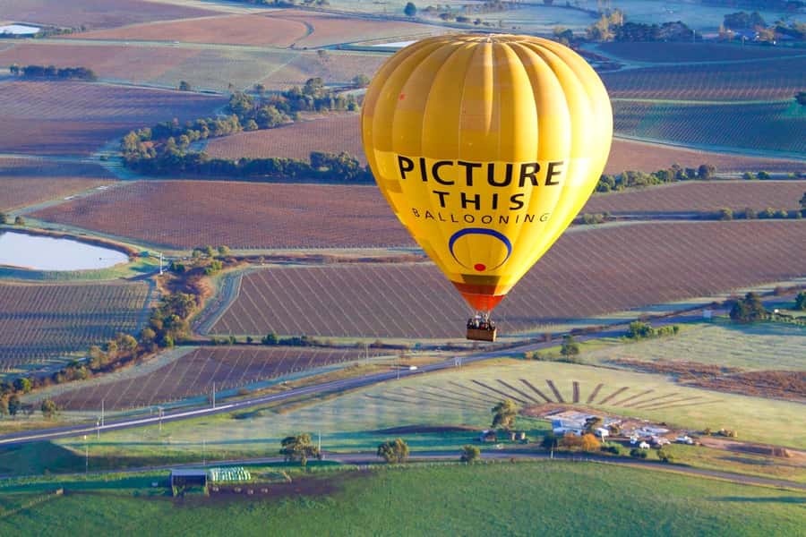 Yarra Valley: Hot Air Balloon Experience with Breakfast - Why a Yarra Valley balloon flight feels different