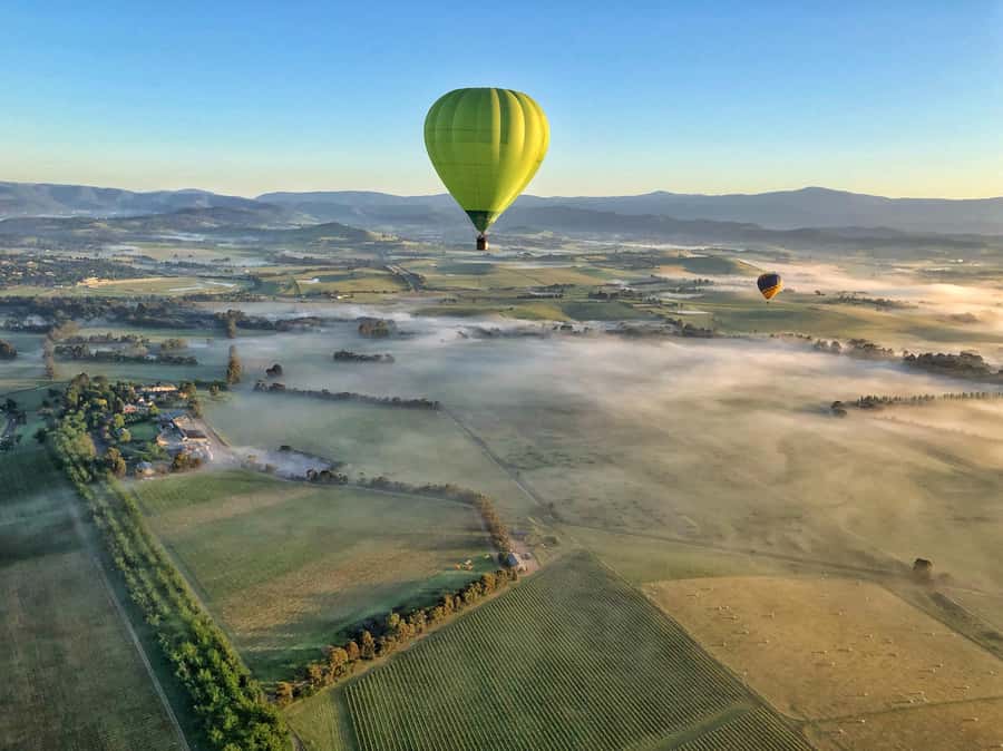 Yarra Valley: Hot Air Balloon Flight & Buffet Breakfast - Key moments worth getting up for