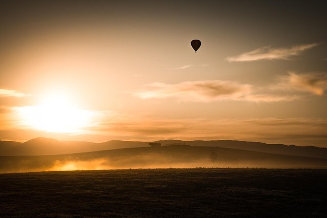 Yarra Valley sunrise balloon flight & champagne breakfast - Why This Sunrise Balloon Over the Yarra Works So Well