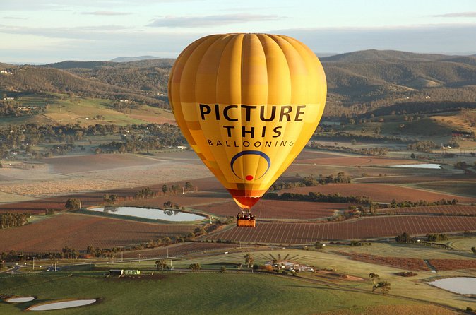 Yarra Valley sunrise balloon flight only - Optional Breakfast at RACV Healesville Country Club