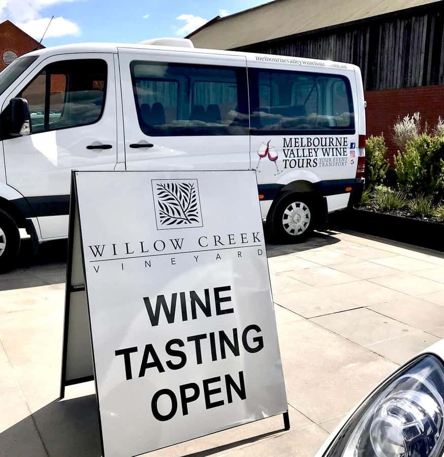 Yarra Valley: Wine and Chocolate tasting tour. - Soumah of the Yarra Valley: your first pour and a taste of what to expect