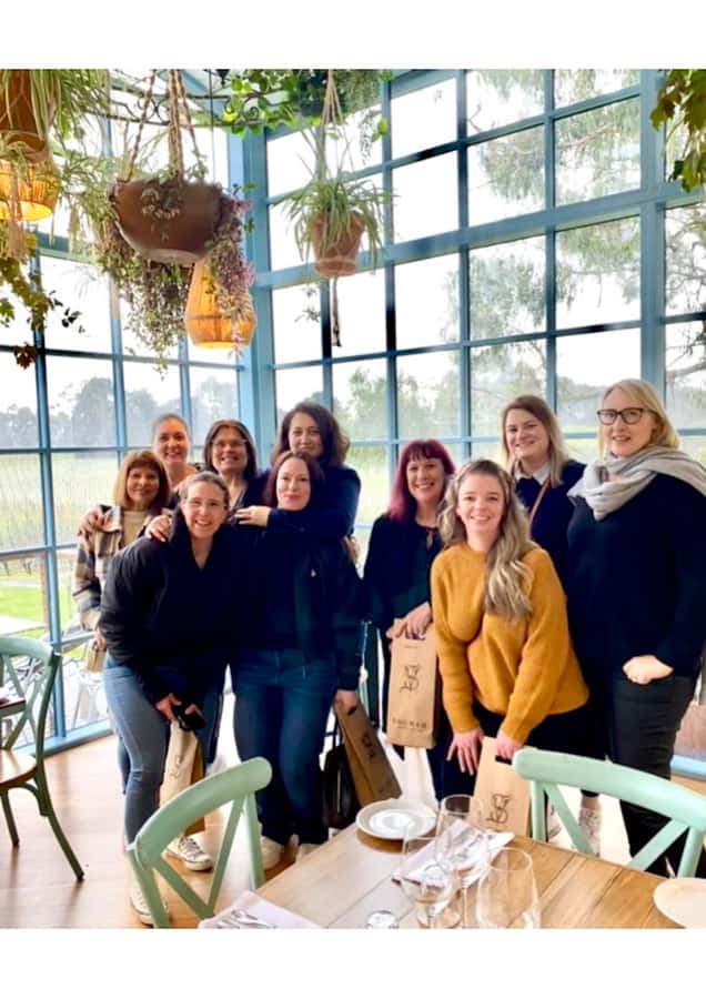 Yarra Valley: Wine and Chocolate tasting tour. - St Huberts Estate: lunch freedom plus the Aboriginal Art Gallery underground