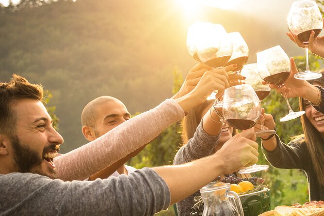 Yarra Valley Wine Tour inc lunch with a glass of wine, tastings and chocolate - Key highlights worth your time