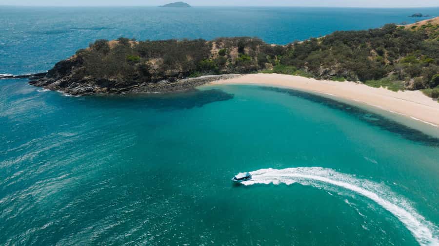 Yeppoon: Great Keppel Island Fast Boat Snorkel & Lunch Tour - Price and value: what $123 buys you (and why it feels fair)
